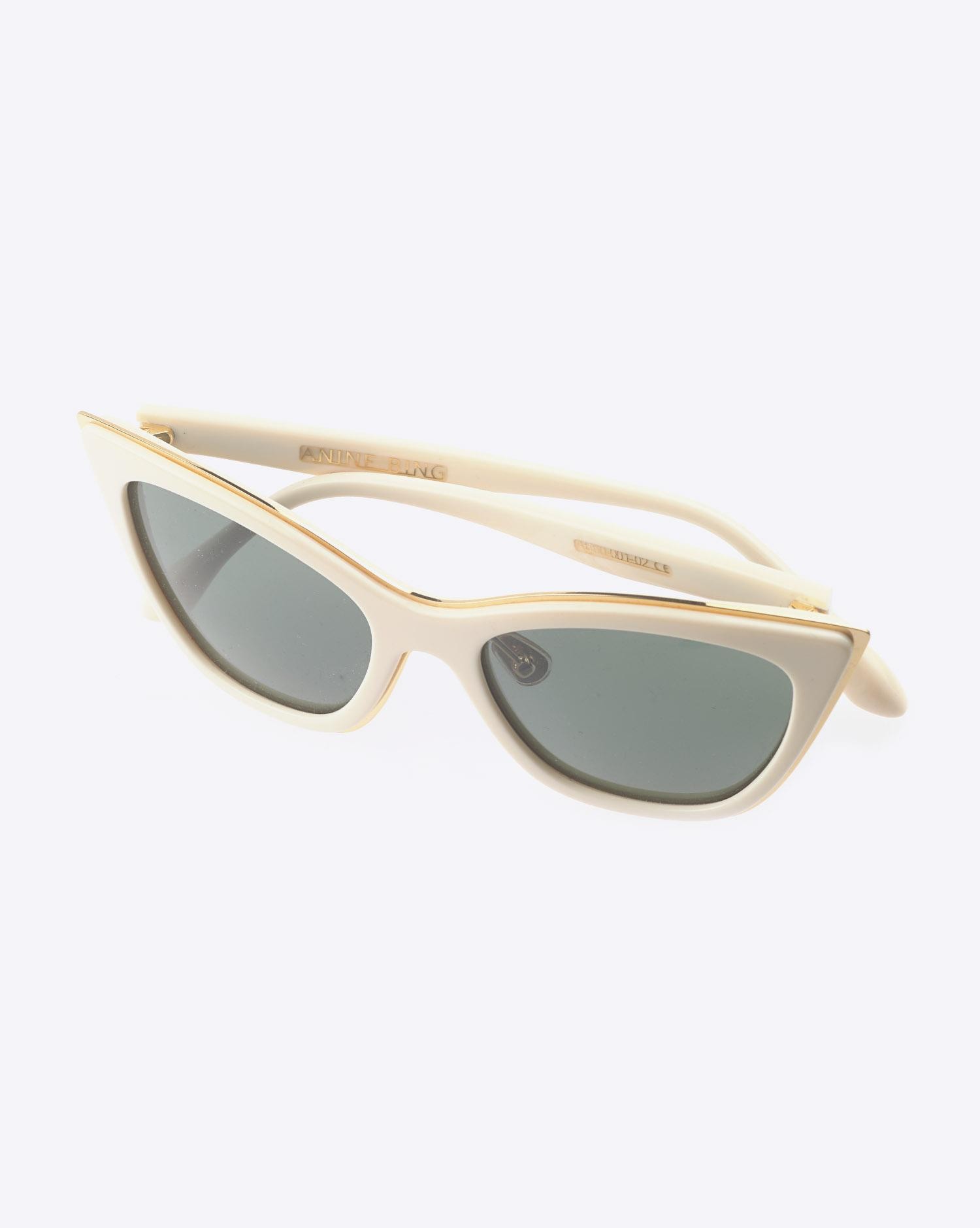 Image du produit Anine Bing Echo Park Sunglasses - Bone Bone  