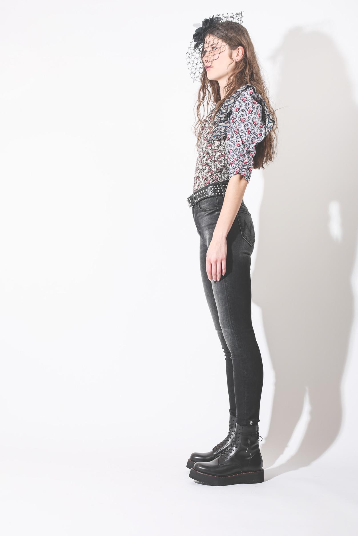 Mother Denim Pré-Collection High Waisted Looker Ankle Fray- Night Hawk   