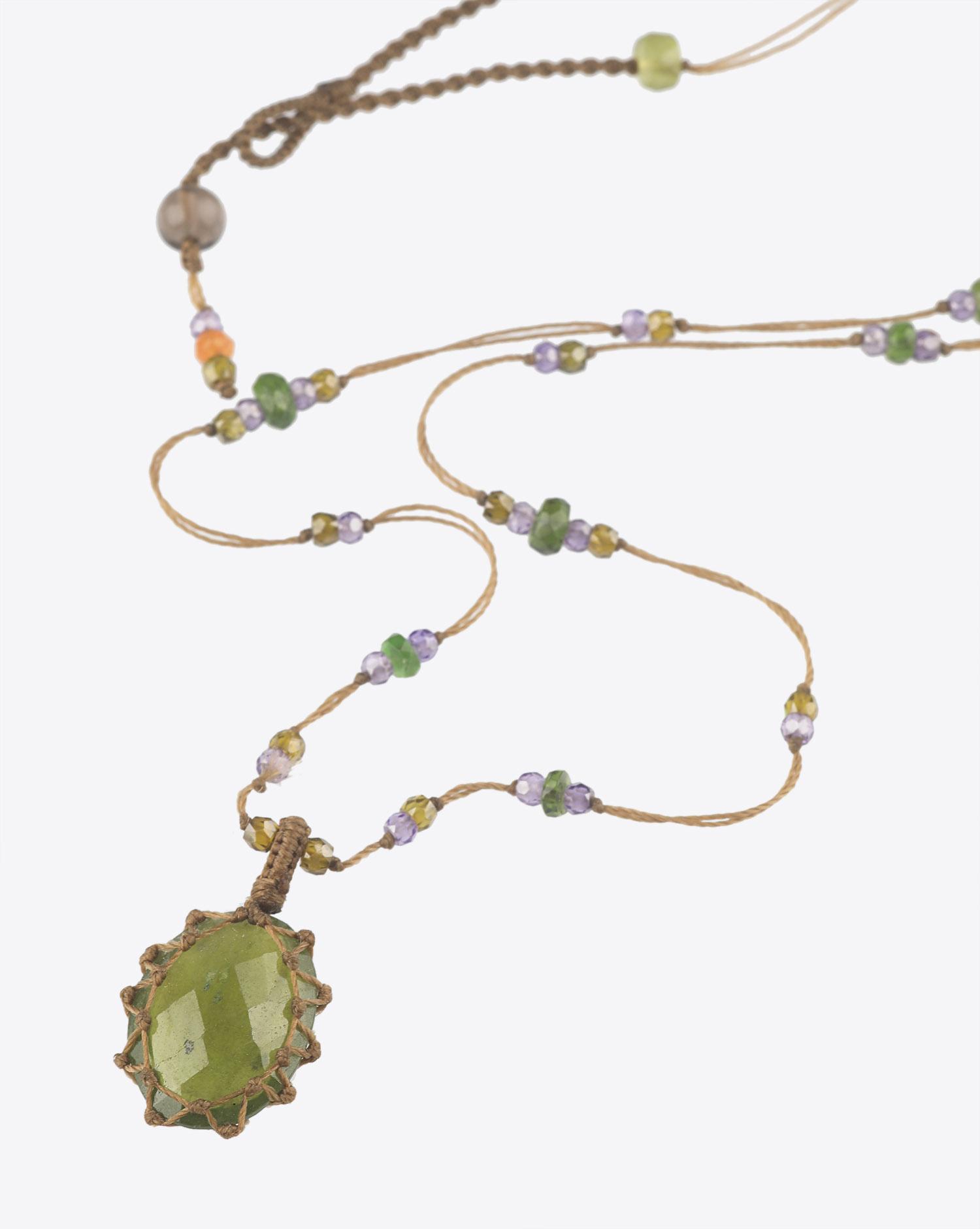 Sharing Collier Court TIBETAN - Vésuvianite  