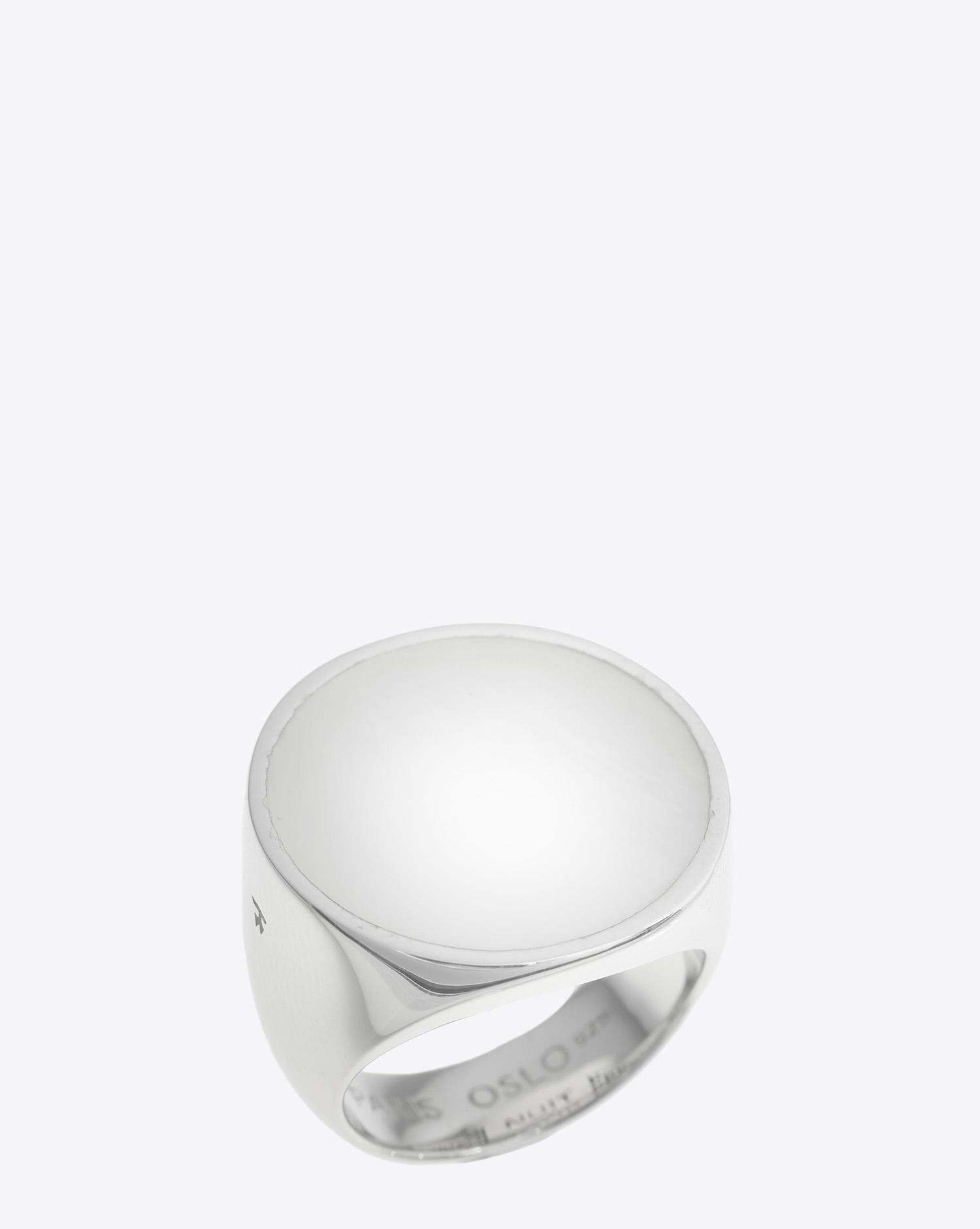 Tom Wood Flush White Mother of Pearl Circle Ring  