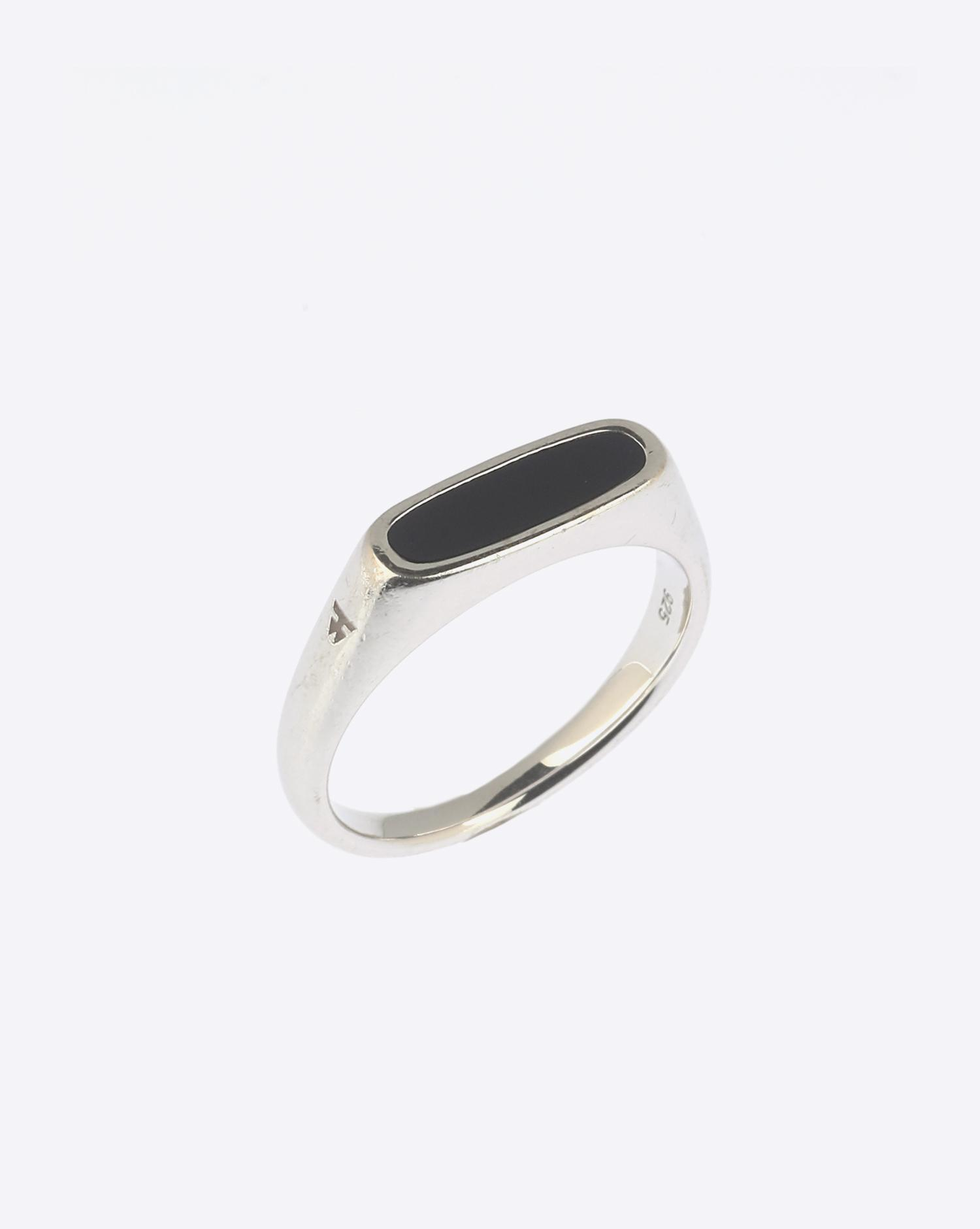 Tom Wood Mario Ring Onyx   