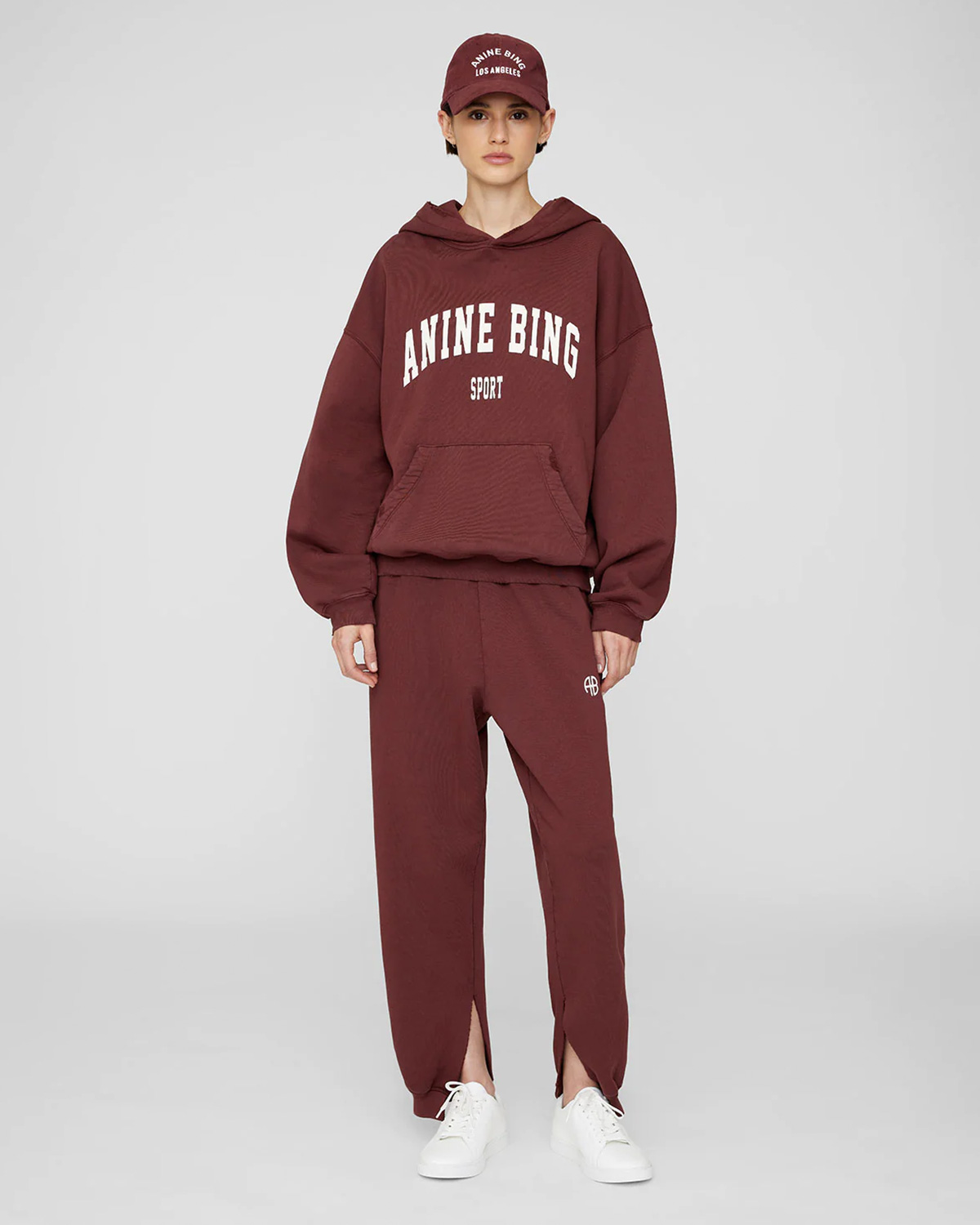 Casquette sweatpants clearance