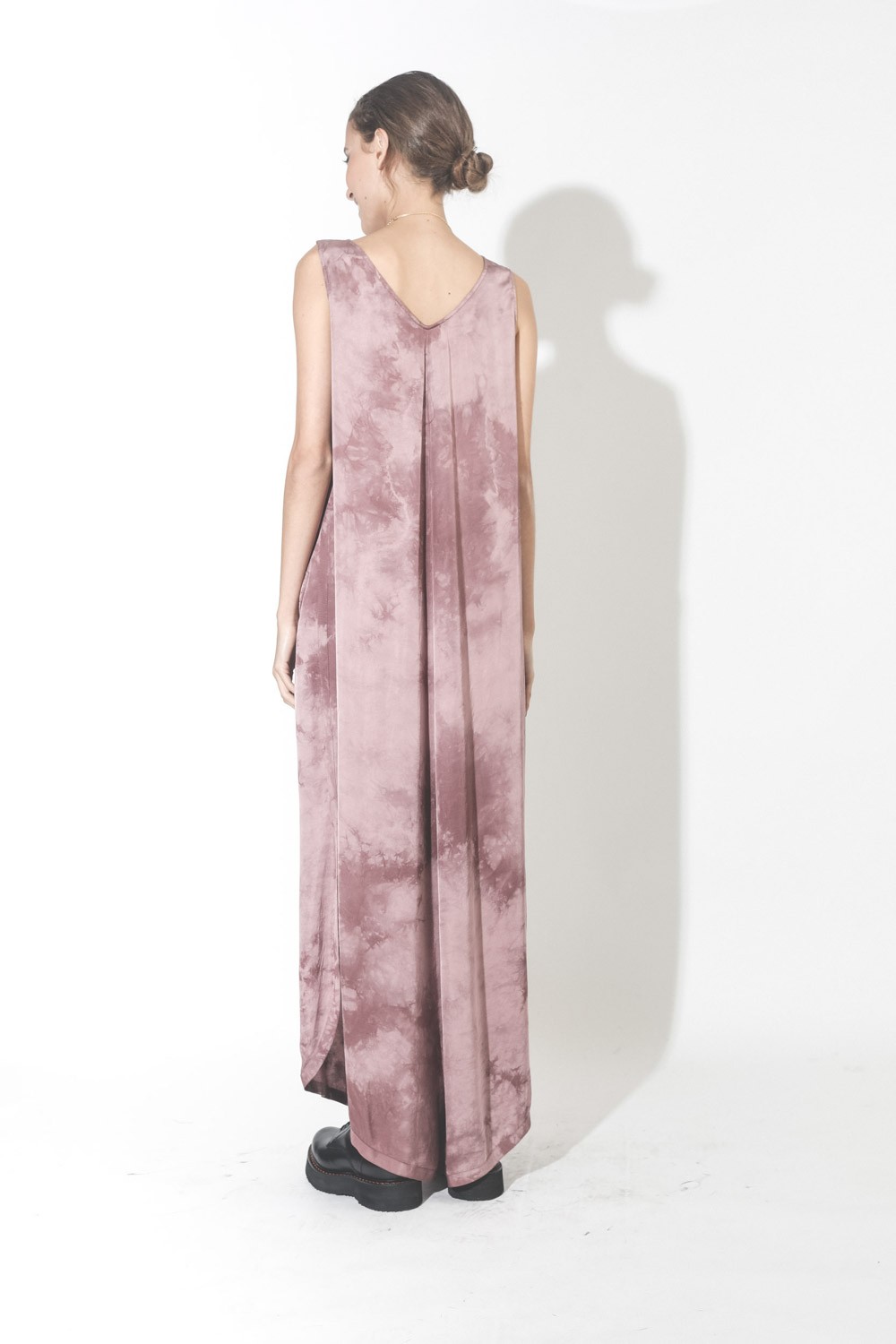 Image du produit Raquel Allegra Grosgrain Maxi Dress - Dark Blush Tie Dye   - 3