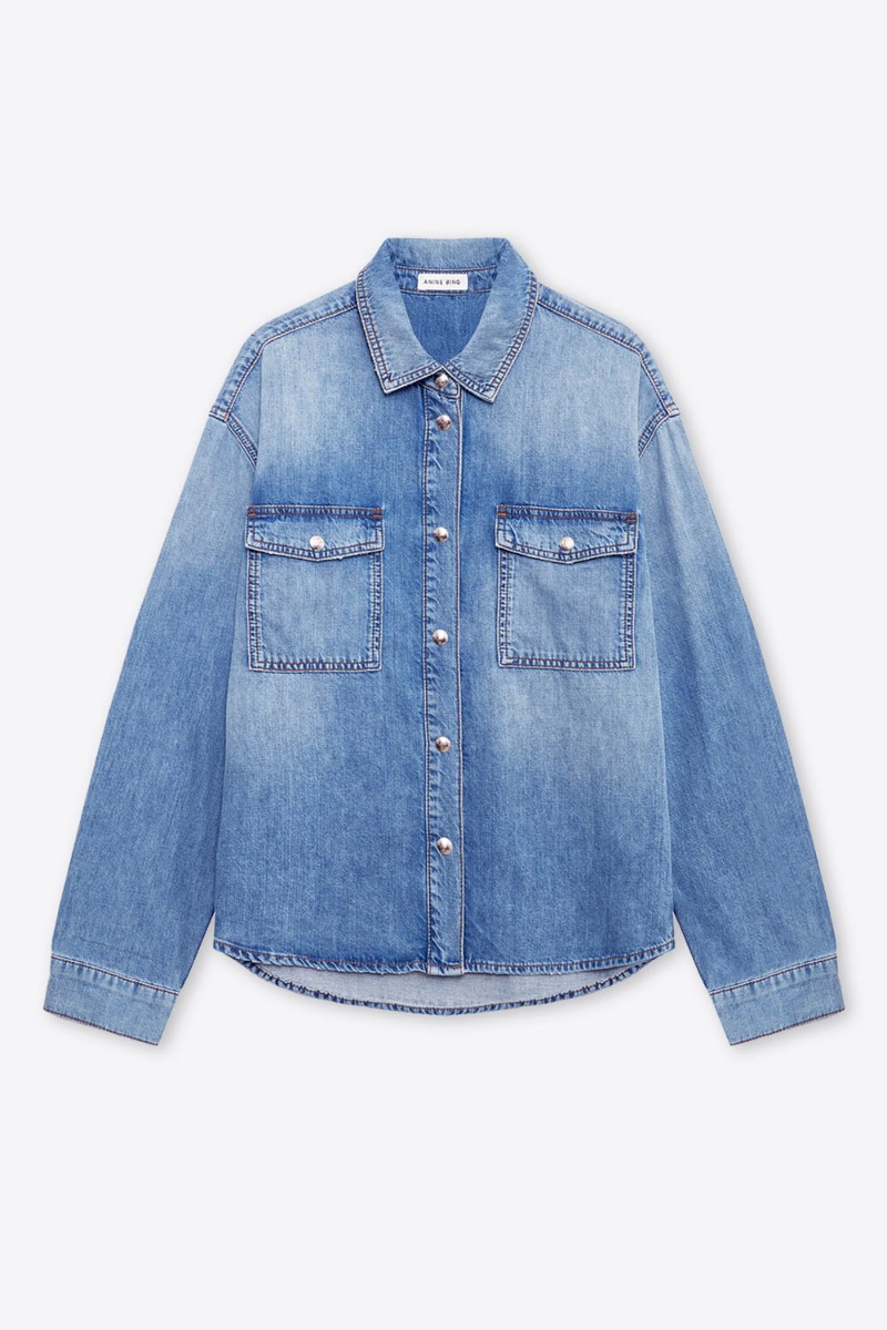 Chemise en jean Paxton Anine Bing en coton bleu d&eacute;lavage Tidal. Vue de face.