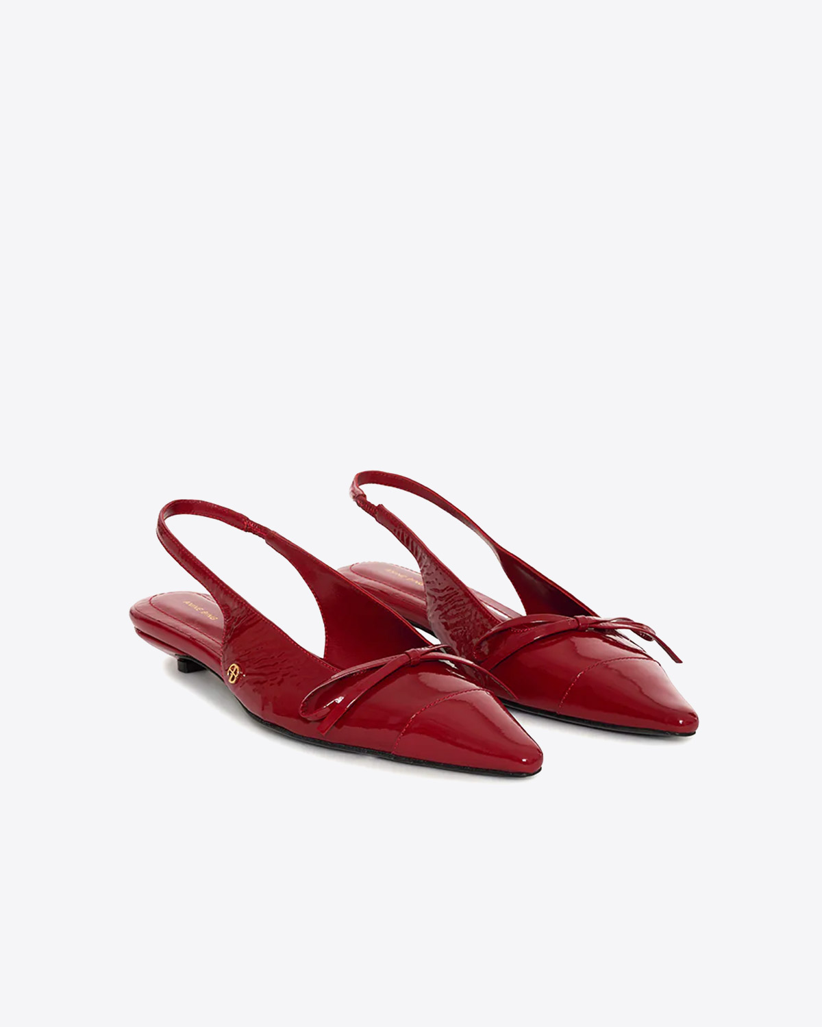 Chaussures escarpins Zoey Anine Bing en cuir vernis rouge. Vue face 