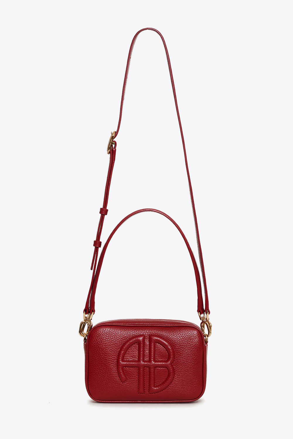 Produit Sac rectangulaire Lili Anine Bing en cuir grainé rouge. vue face avec bandoulière. 