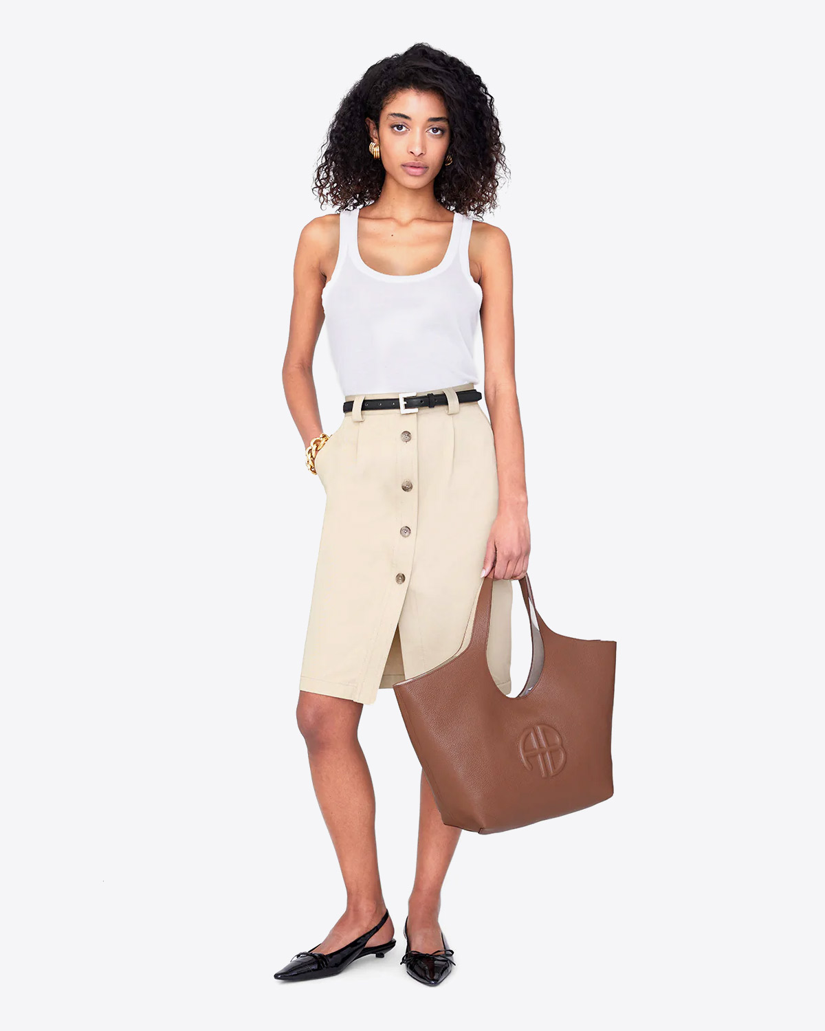 Produit Sac tote Lili Anine Bing en cuir cognac. 
