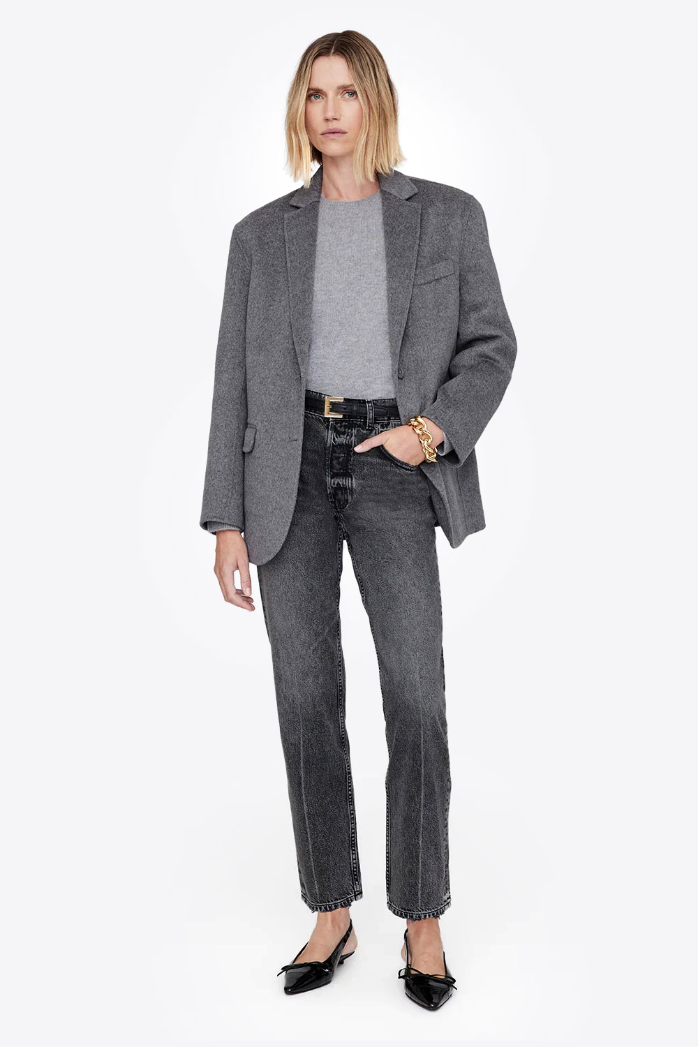Produit Veste blazer Quinn Anine Bing en laine et cachemire gris. Vue porté face. 