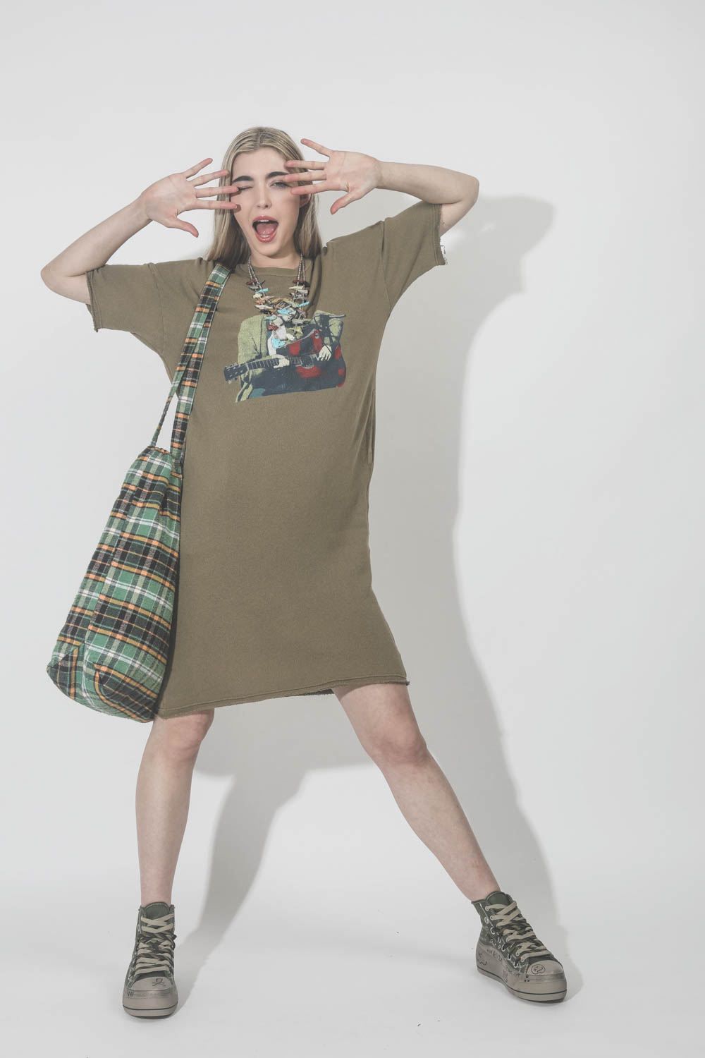 Robe sweat Kurt Concert Elongated T Dress light olive R13. 