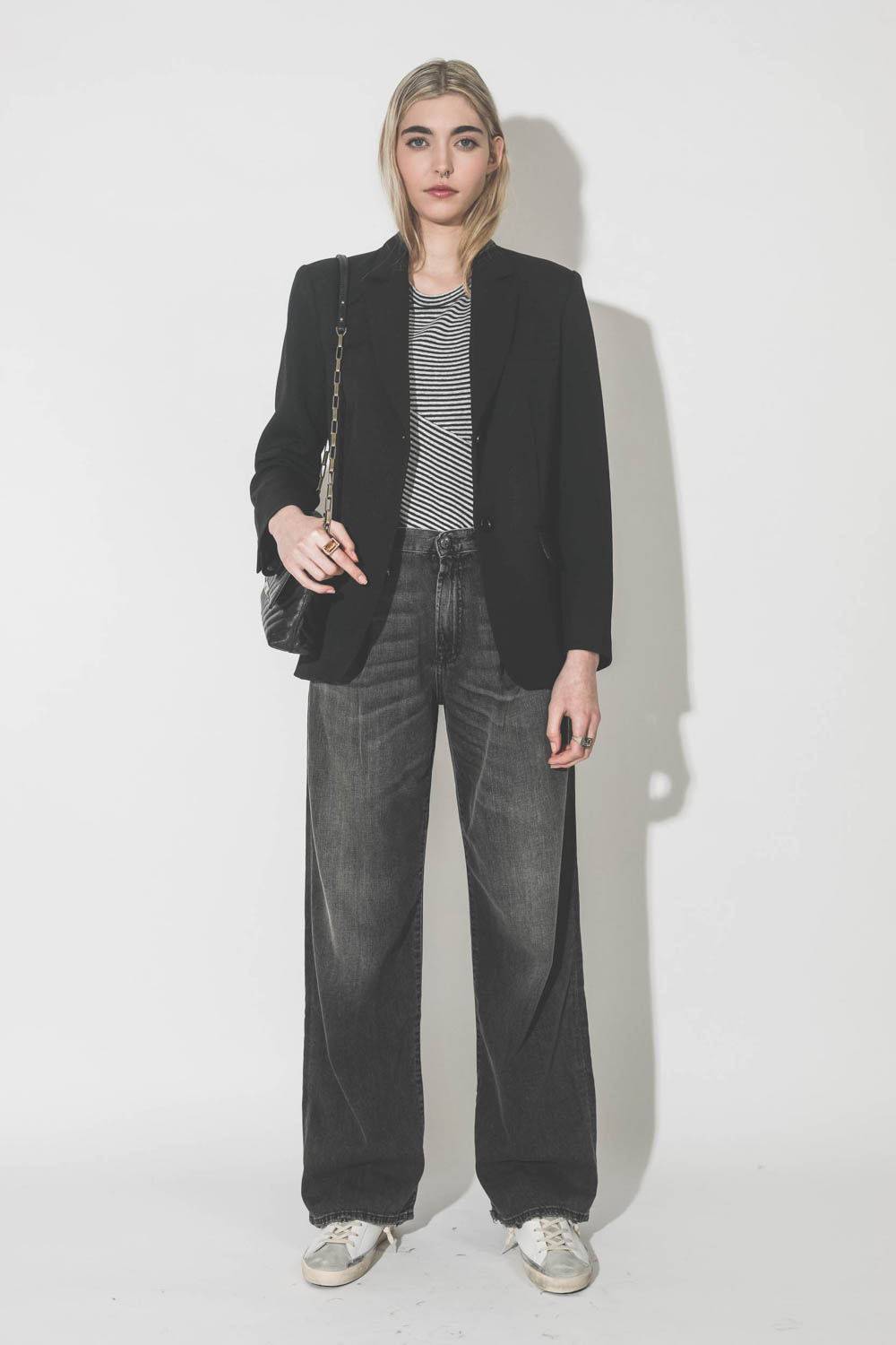 Jean fluide à pinces noir Damon Pleated Wide Led Ellery Black R13 Denim. Face. 