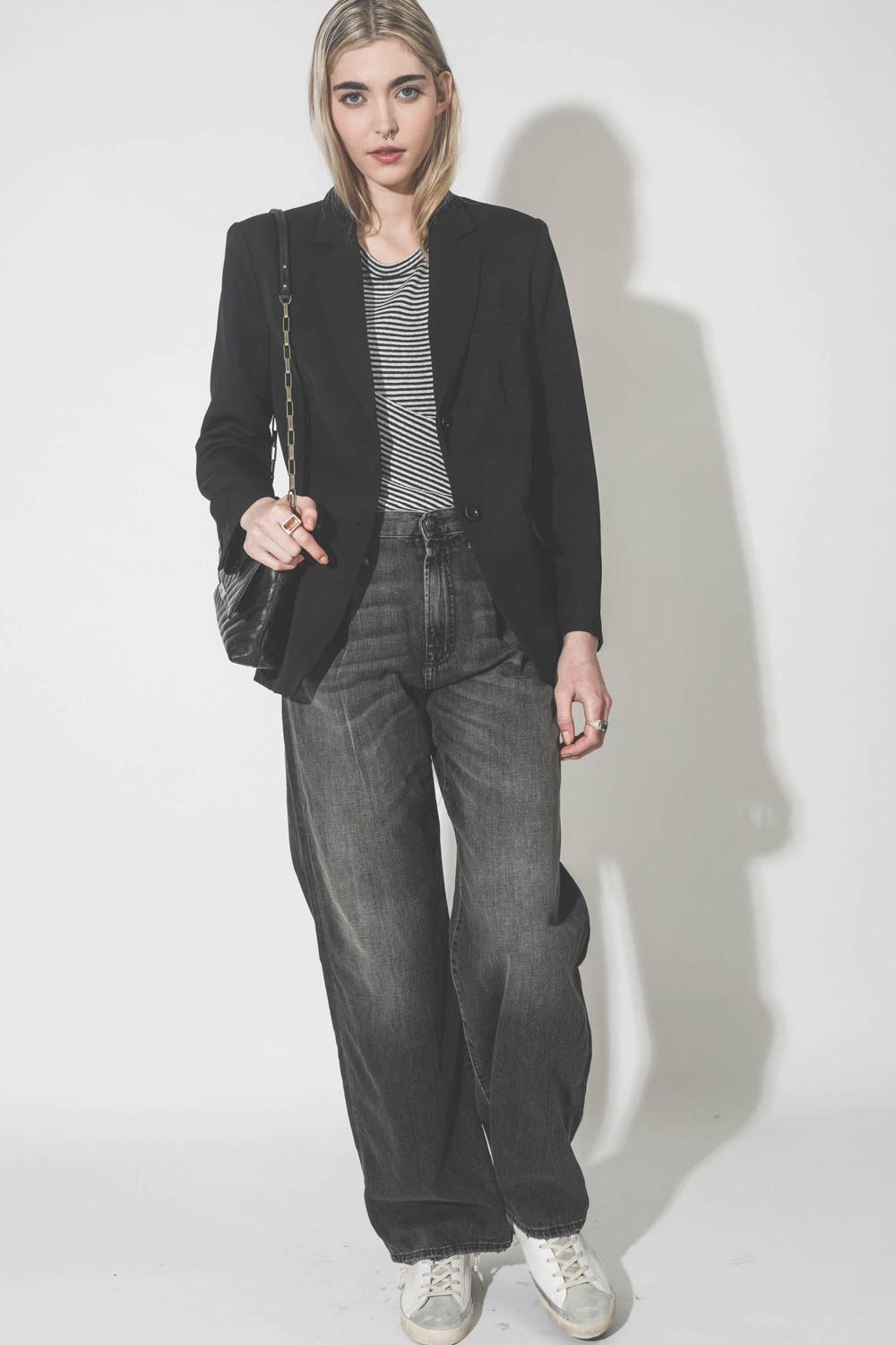 Jean fluide à pinces noir Damon Pleated Wide Led Ellery Black R13 Denim. Marché. 