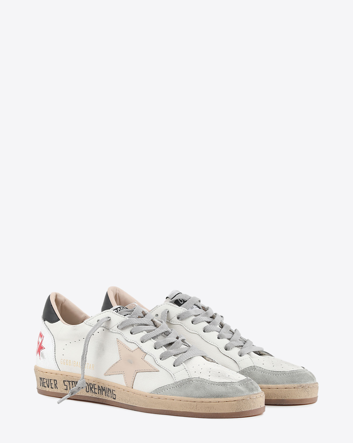 Sneakers Ball Star 10640 en cuir blanc étoile beige clair arrière noir Golden Goose homme. 