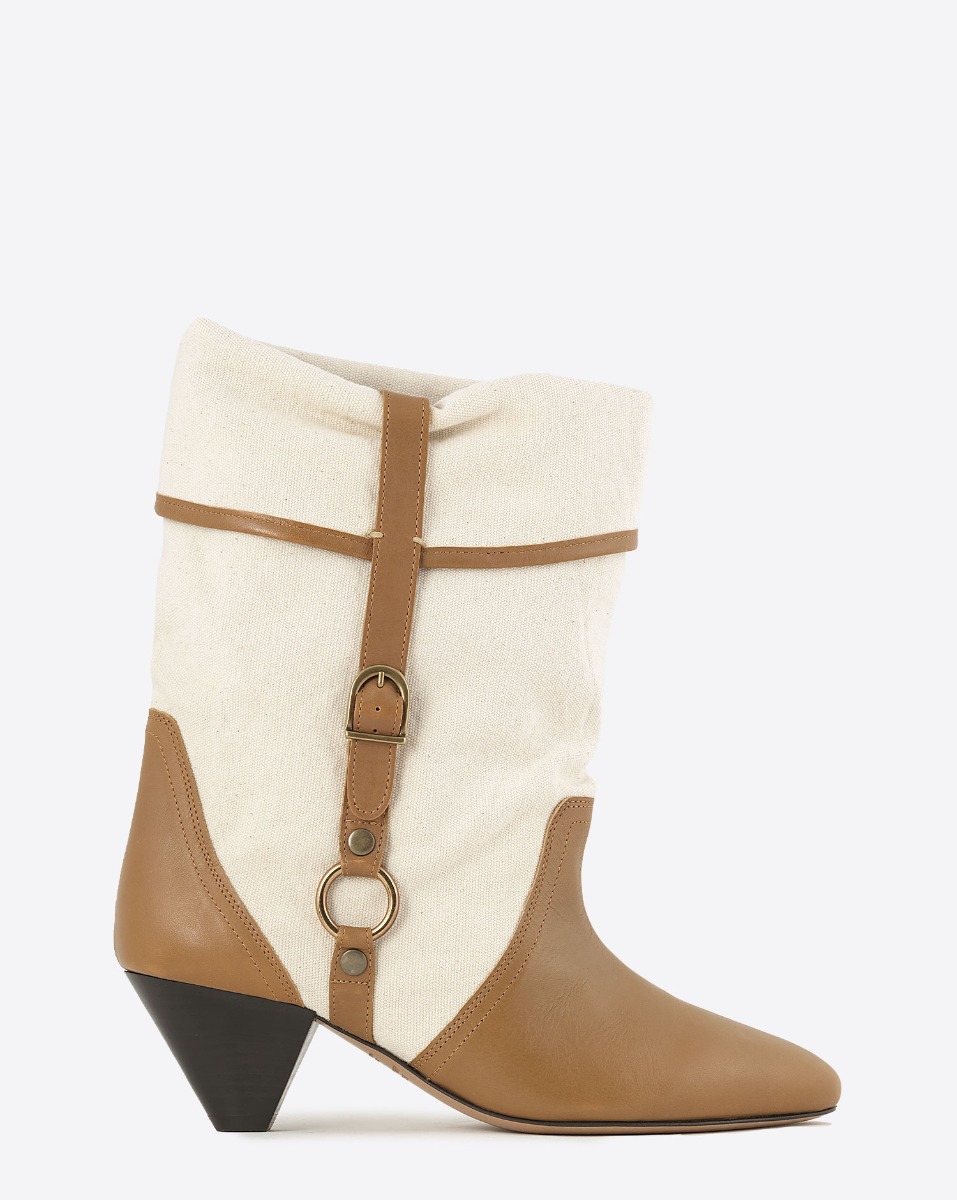 Boots Darner Buckle Isabel Marant en toile écru et en cuir chataigne. Vue de profil.