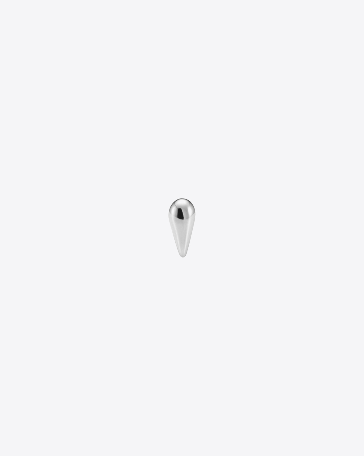 Boucle d'oreille Xberg Maria Black en argent. 