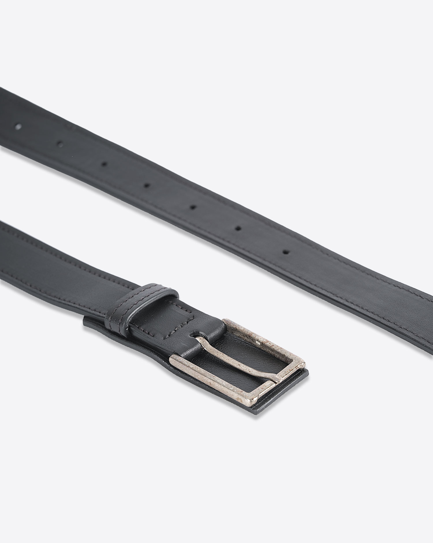 Produit Ceinture Vautrait Silver en cuir noir.  

