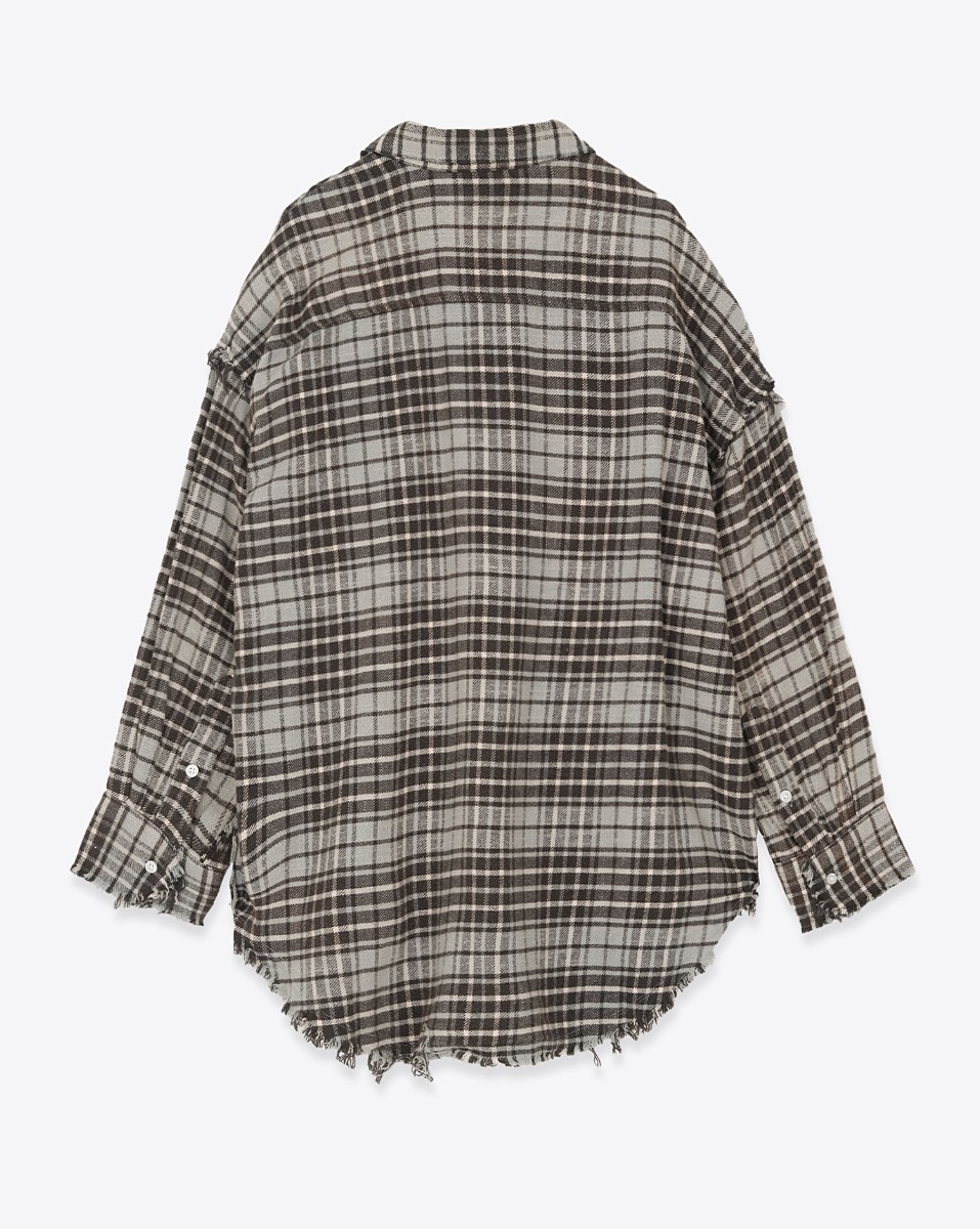 Chemise oversize à carreaux bleu ciel et noir en coton japonais Shredded Seam Drop Neck R13. Vue de dos.