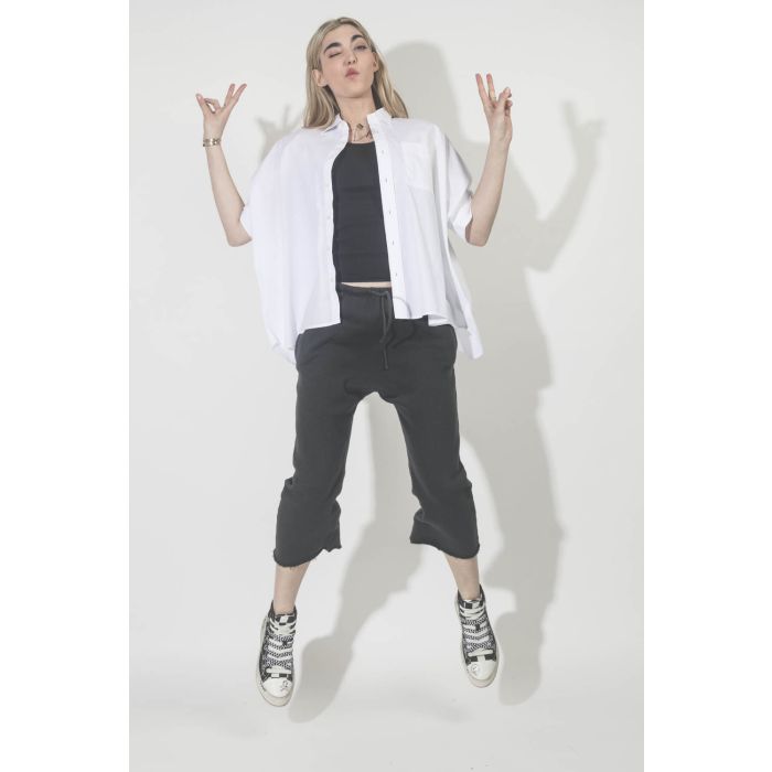 Bas de jogging sarouel Field Sweatpant Vintage black R13. Porté cool.