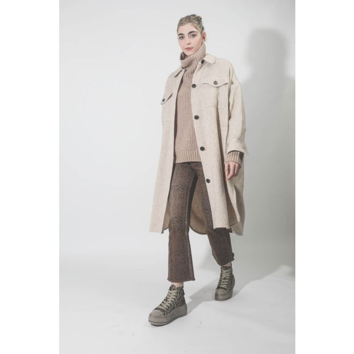 Manteau Fontia écru Isabel Marant Etoile. Porté profil.