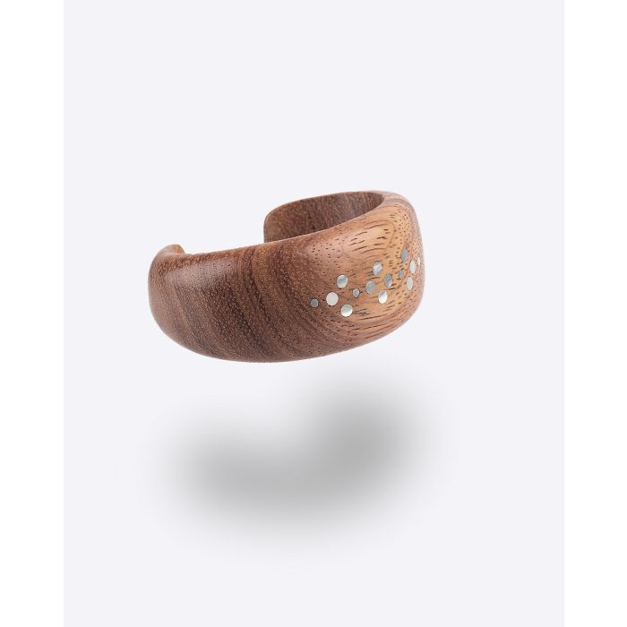 Bracelet manchette Wonder Isabel Marant en bois. 