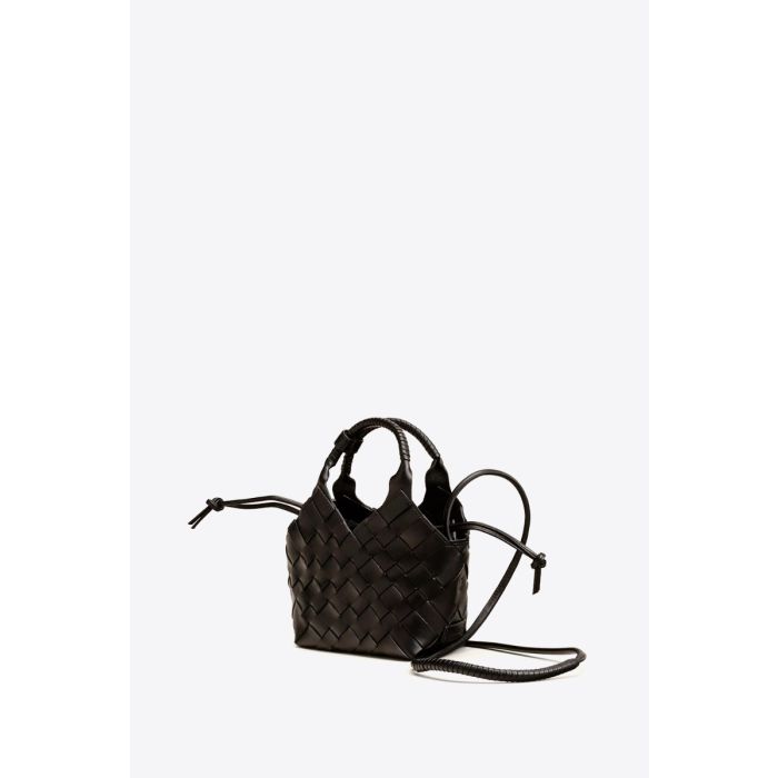 Sac Misu mini Cala Jade en cuir tressé noir. Vue de profil.