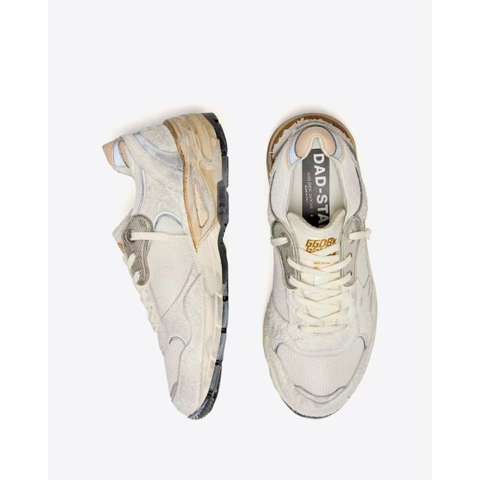 Sneakers Running Dad 80185 Golden Goose femme écru étoile argent. Vue de face et de profil.