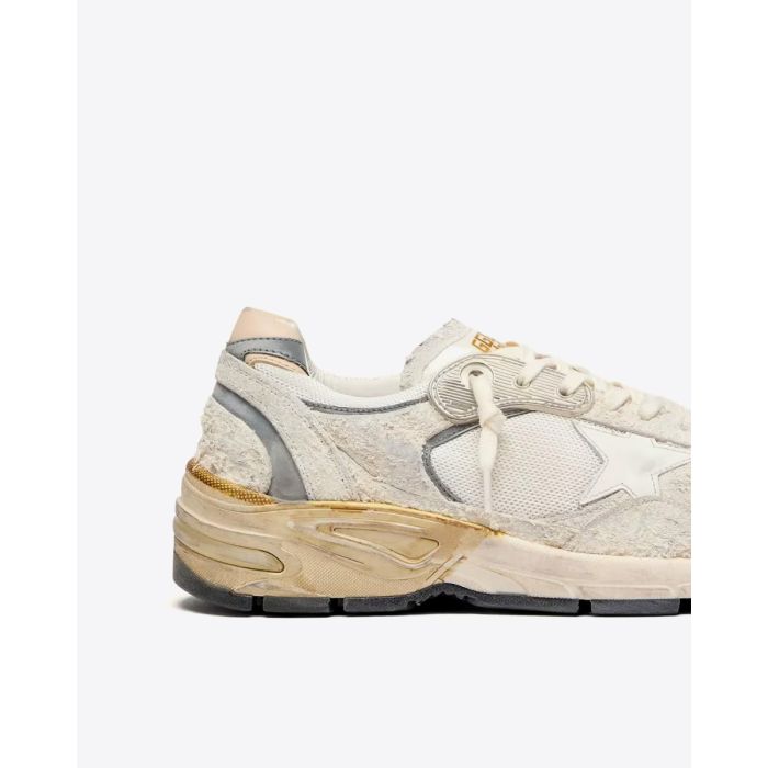 Sneakers Running Dad 80185 Golden Goose femme écru étoile argent. Détail de la semelle.