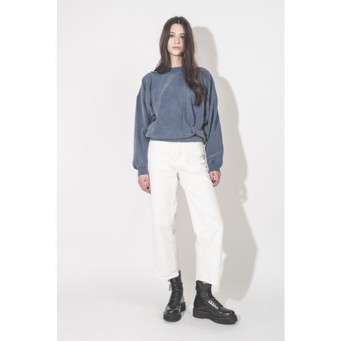 Jean Betty Bull Haikure en coton blanc Off White, porté de face.