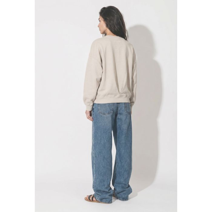 Sweatshirt Sauria Isabel Marant Etoile en coton beige porté de dos.