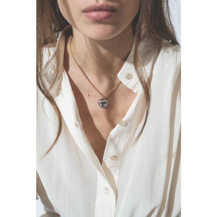 Blouse manches courtes en viscose écru Azalea Isabel Marant Etoile. Détail du col.