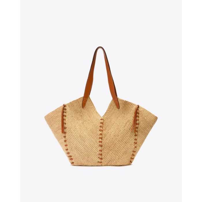 Panier en osier Tampa Isabel Marant en raphia naturel et cuir cognac, vu de dos.