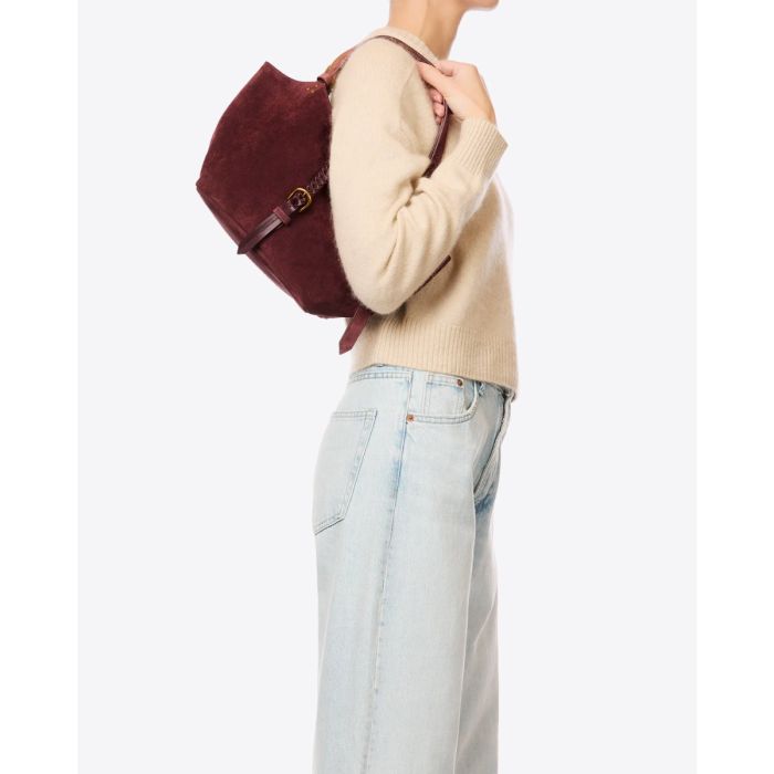 Sac cabas Joseph S Jérôme Dreyfuss en cuir suédé brûlé, porté à l'épaule.