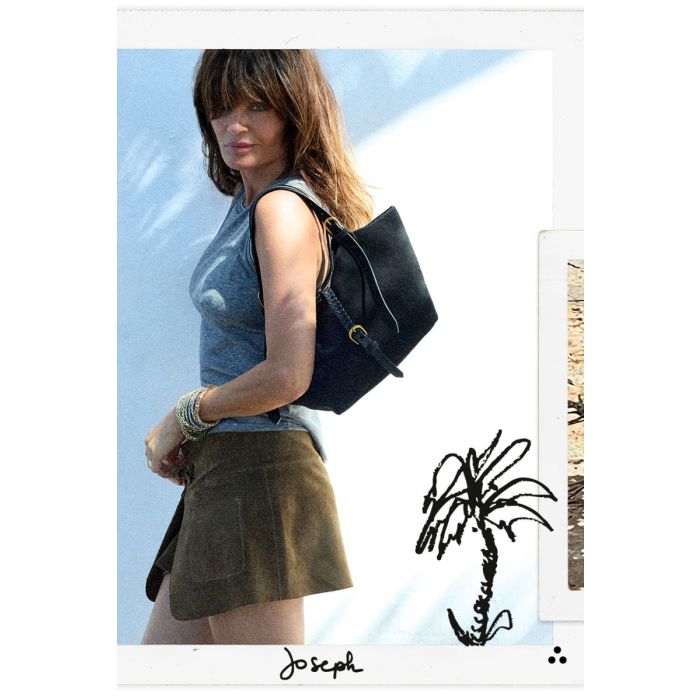 Sac cabas Joseph S Jérôme Dreyfuss en cuir suédé noir, porté par Helena Christensen à l'épaule et photographié par Germain Chauveau à Ibiza.