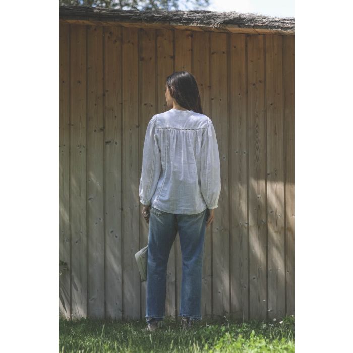 Chemise manches longues en coton blanc Leonard Marant Etoile. Porté dos. 