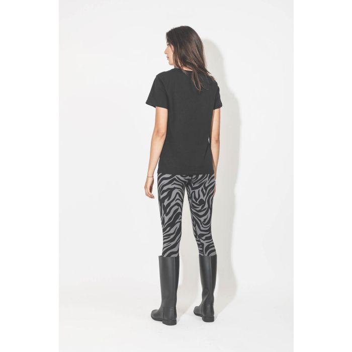 Leggings imprimé zèbre gris et noir Blake Anine Bing.  Porté de dos. 