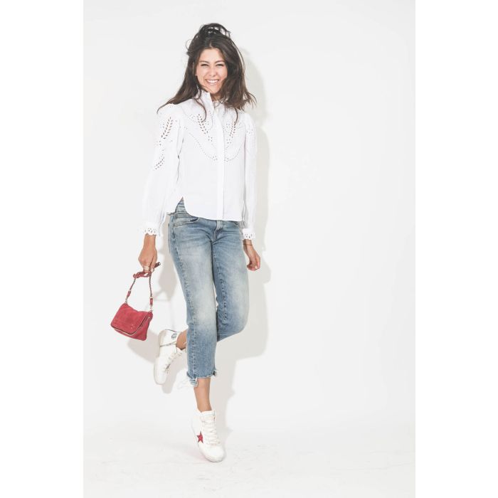 Baskets en cuir blanc lacets + zip étoile rose à paillettes Francy 11540 Golden Goose. Porté avec un jean court.