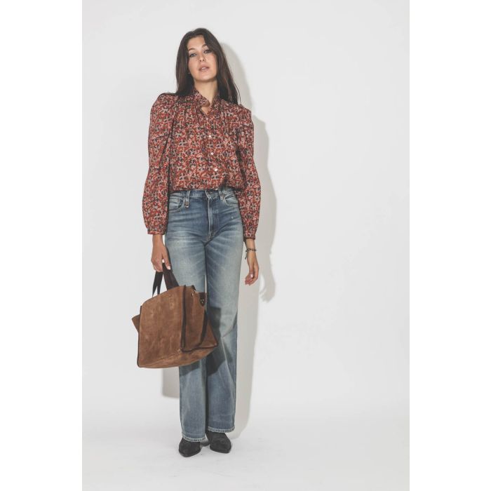 Chemise en voile de coton marron imprimé Annabel Alix of Bohemia. Porté de face.