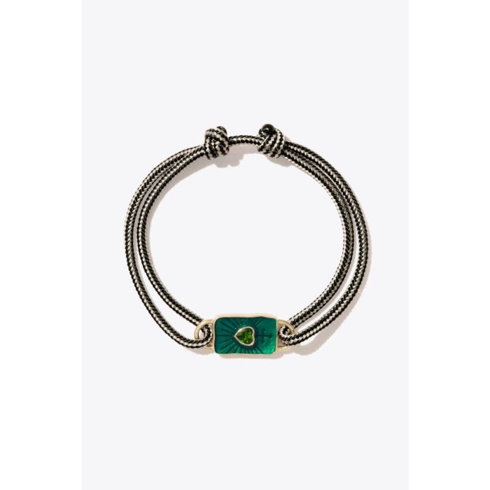 Bracelet Deva Pascale Monvoisin, médaillon en or jaune, diopside et résine verte sur cordon bicolore ajustable.