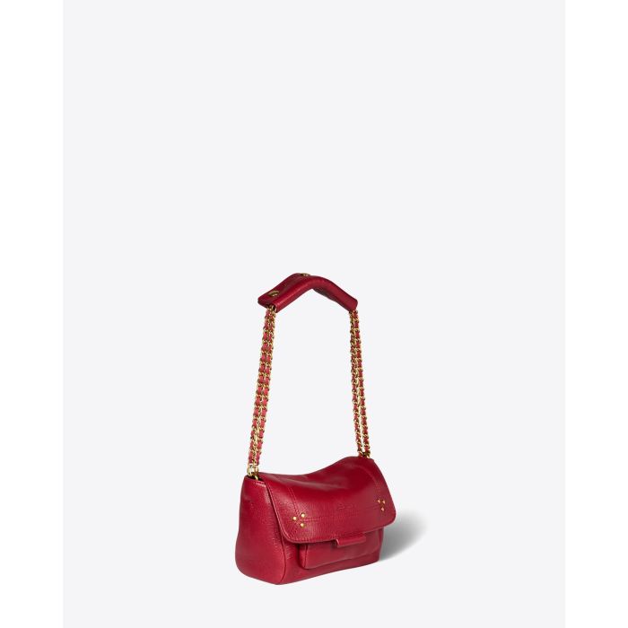 Sac Lulu S Jérôme Dreyfuss en cuir rouge. Vu profil avec bandoulière. 