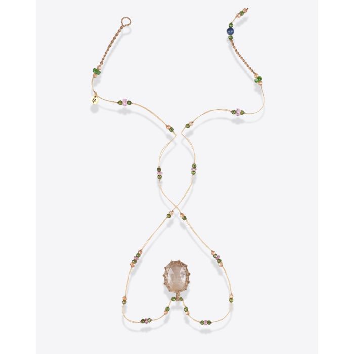 Collier court tibétain Sharing corundum beige sur fil parsemé de pierres semi-précieuses. Pièce unique. 