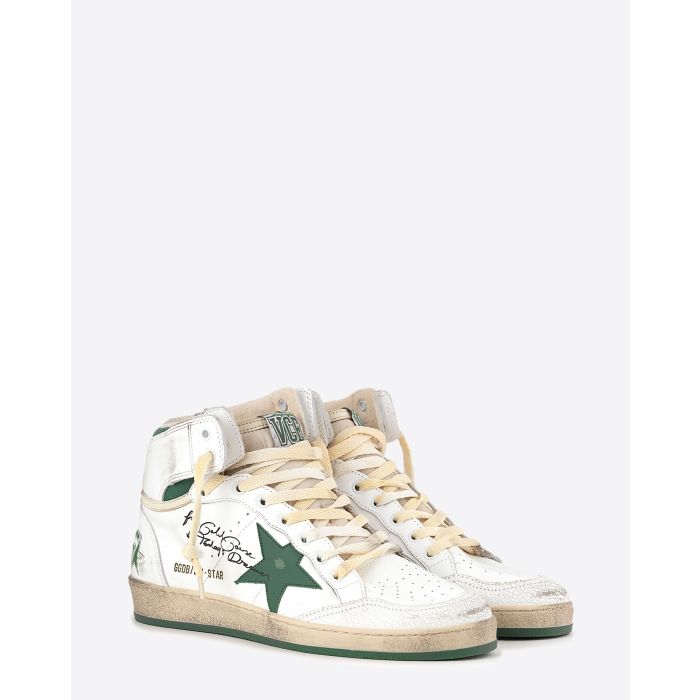 Sneakers Homme Sky Star Golden Goose en cuir Blanc Vert. Vue trois quart. 