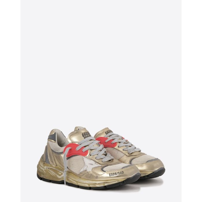 Sneakers Running Dad Golden Goose homme dorées étoile blanche. Face.