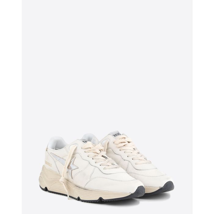 Sneakers Running Sole en cuir blanc étoile argent 10358 Golden Goose femme. Face.