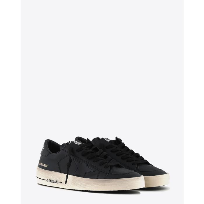 Sneakers en cuir noir Golden Goose Men Stardan Black 90100. Face.
