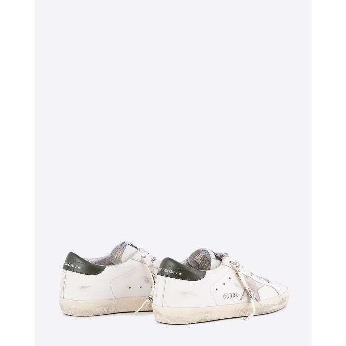 Sneakers pour femme Golden Goose Superstar en cuir blanc. Vue arrière. 