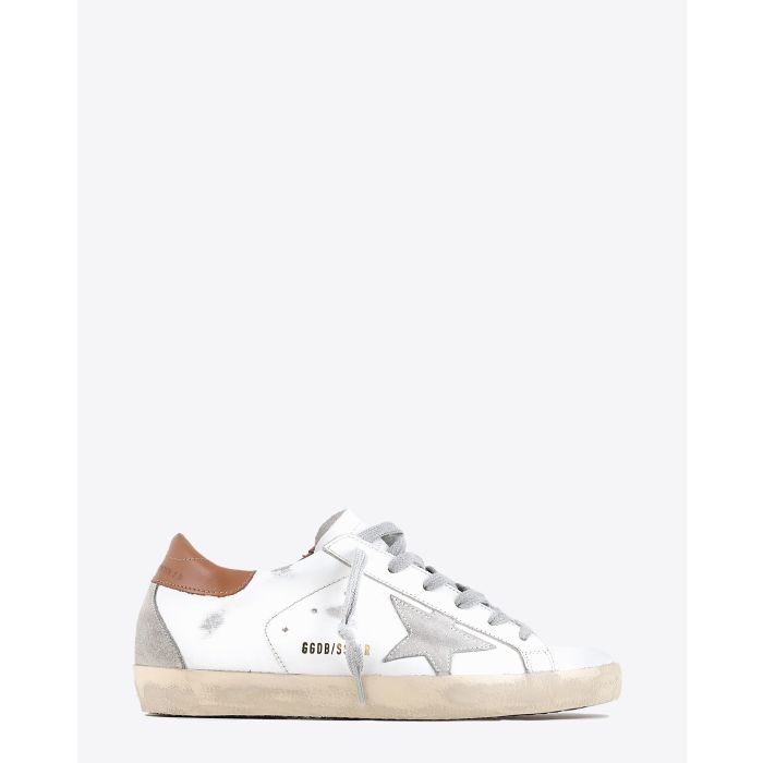 Sneakers Superstar homme en cuir blanc étoile en cuir suédé écru arrière beige Golden Goose. Profil.
