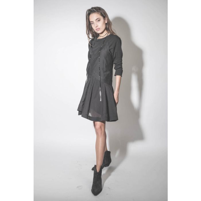 Tee-shirt col rond manches longues en jersey de coton noir Crop The Great. Porté de profil.