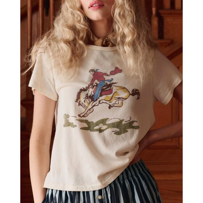 Tee-shirt Little Tee Rider The Great en coton écru sérigraphie cavalier sur son cheval. Détail de la sérigraphie.