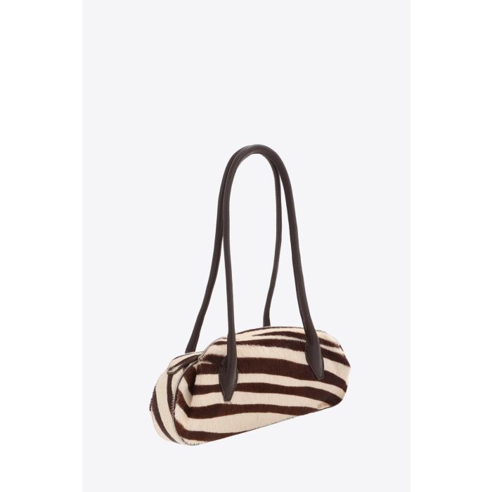 Sac Mini Oyster Yuzefi en cuir pony Savanna imprimé zèbre marron et écru, mini sac baguette porté épaule au design contemporain. Vue de profil.