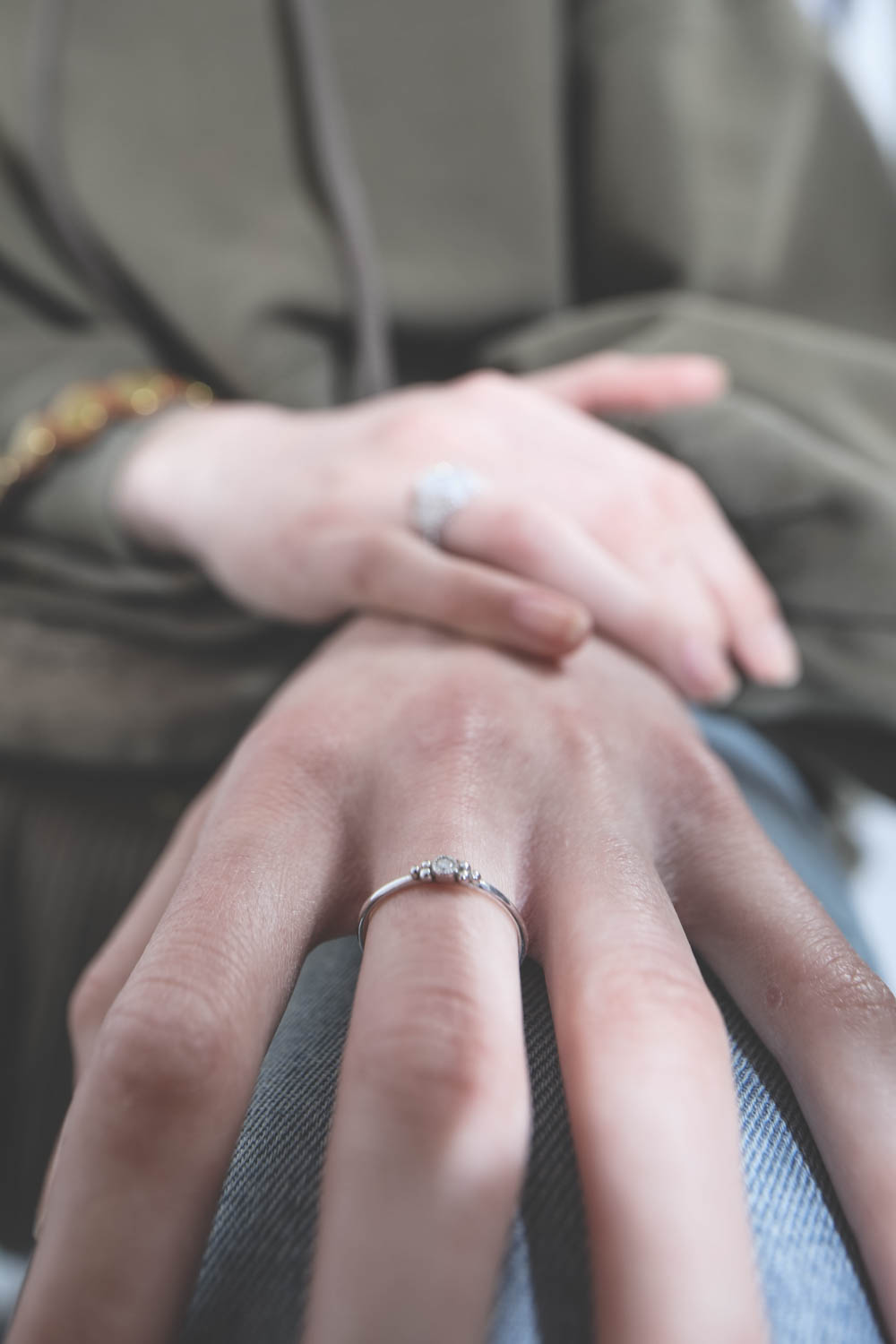 Bague fine en argent et diamant Sunny Bubble De Jaegher. 