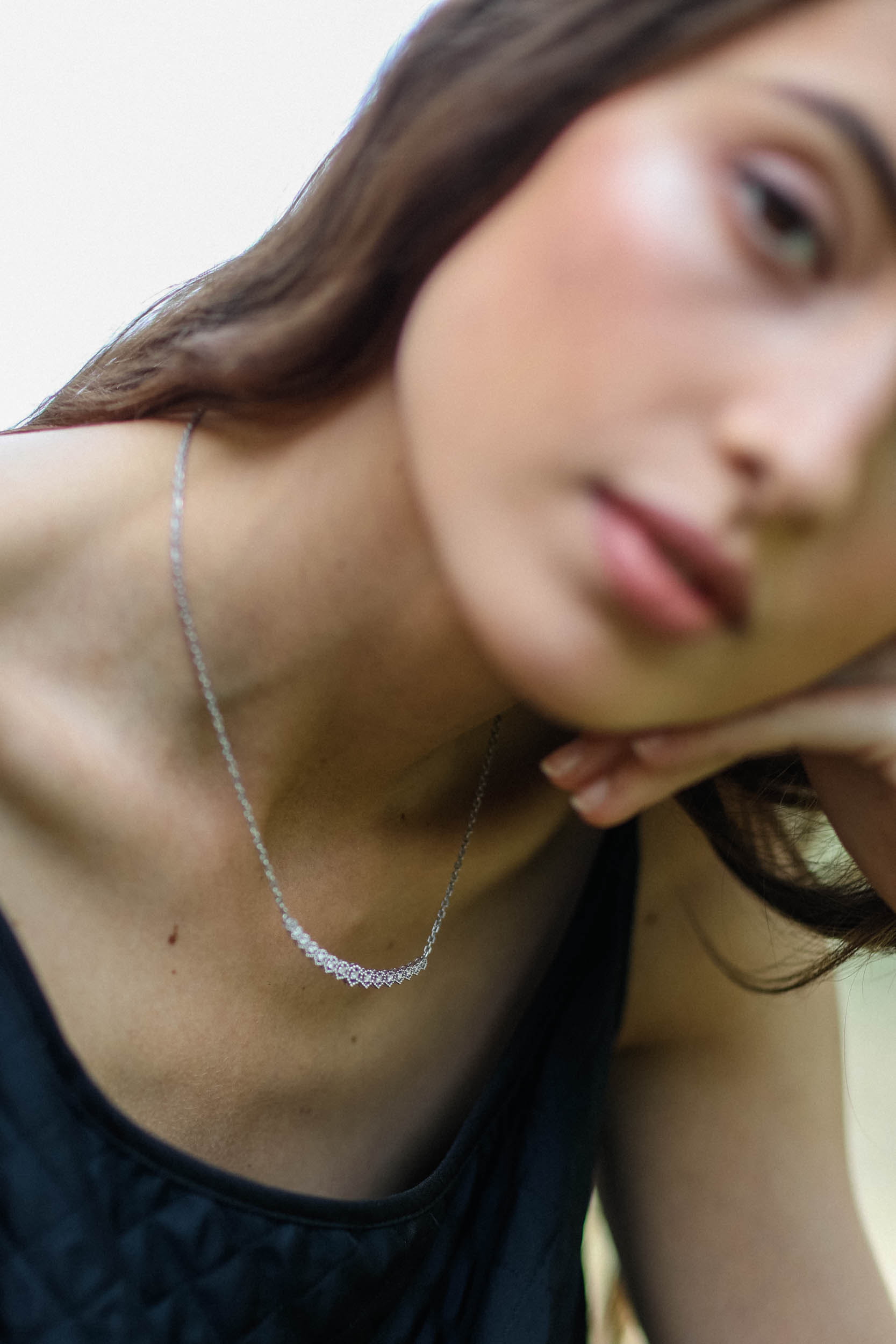 De Jaegher Collier "Light Fever" Argent & Diamants Blancs. Face. 